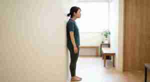 猫背姿勢のイメージ画像